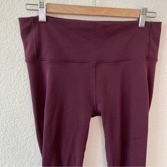 Reveal tight shop en avante 26
