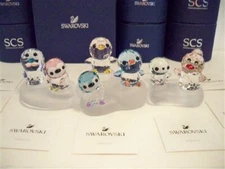 SWAROVSKI SCS PENGUIN FAMILY - COMPLETE 7 PC SET WITH 3 ICEBERG DISPLAY BASES
