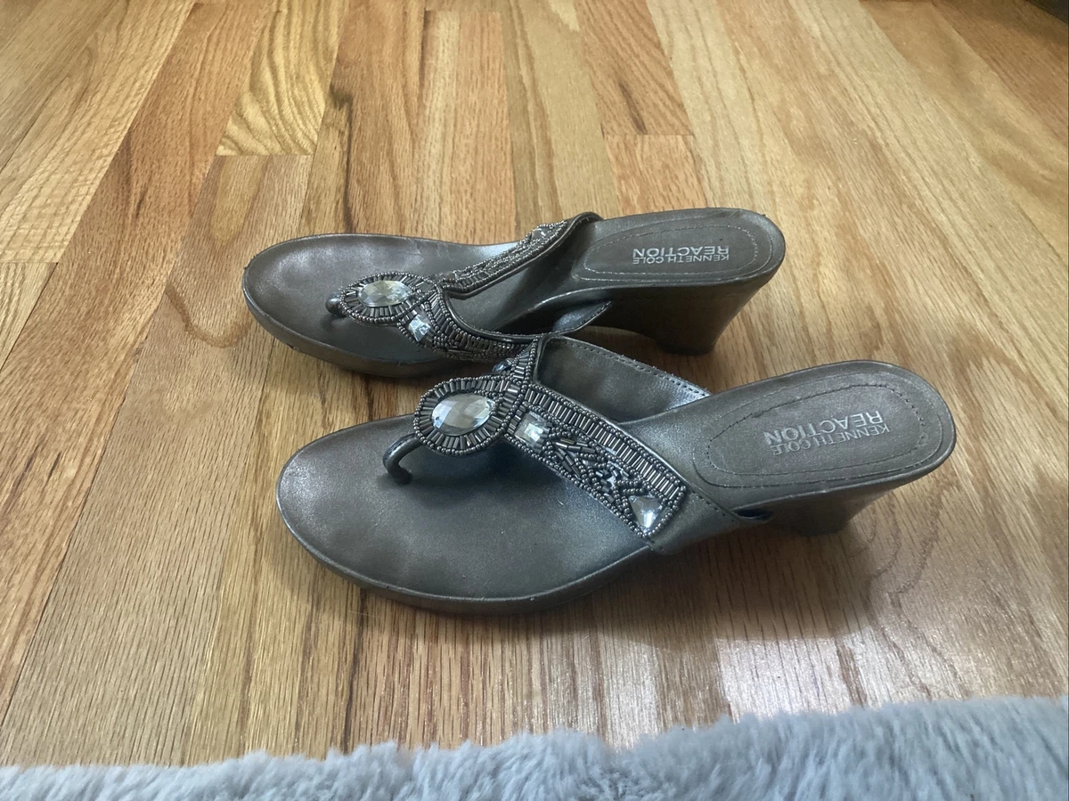 Womens Kenneth Cole Reaction Gray 2.5 Heel Sandals Size 6 eBay