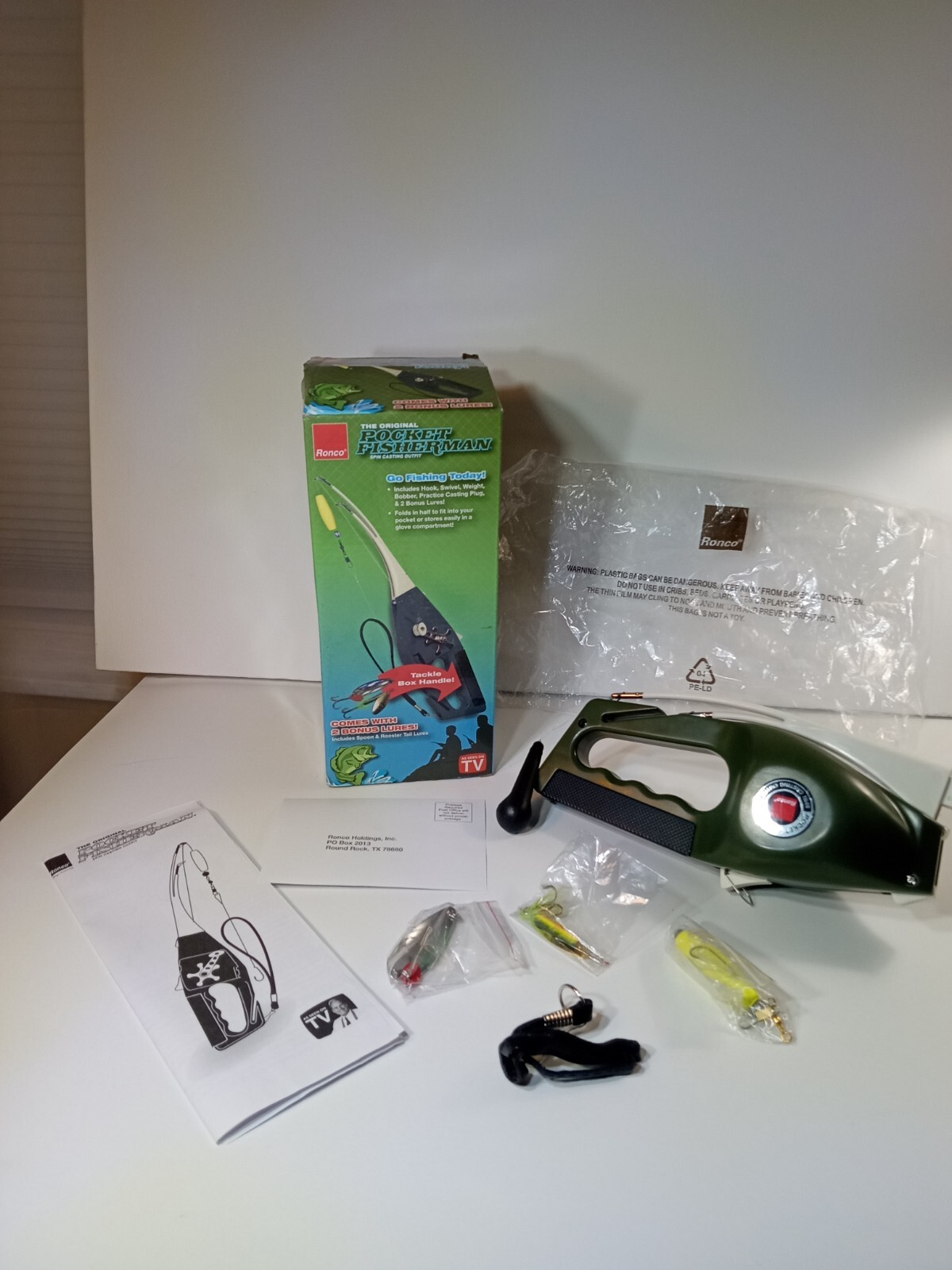 Ronco The Original Pocket Fisherman Spin Casting Outfit 2014 w/Box