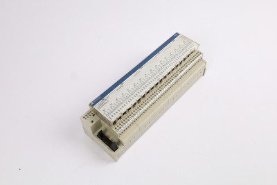 USED SCHNEIDER ELECTRIC  ABE7R16T330  [24 MONTHS WARRANTY]