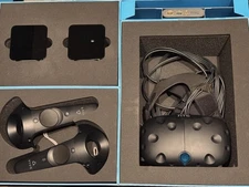 HTC Vive Virtual Reality Headset Full Kit Base Stations, Controllers, Box Tested