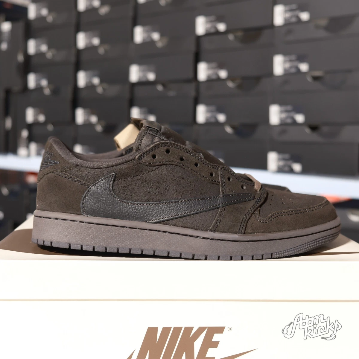 Travis Scott x Air Jordan 1 OG SP Low Velvet Brown for Sale