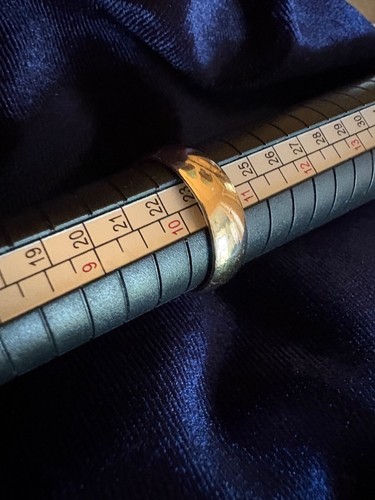 14k Yellow Gold Mens Wedding Band Size 10 3/4 - Picture 6 of 8