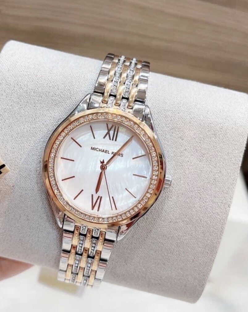 ジェノスモデル リストウォッチ 腕時計 ワンパンマン ワンパンマン