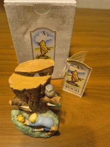 MCF Midwest Of Cannon Falls Hinged Diorama Pooh Stuck Rabbits Tree Trunk House