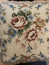Vtg Needlepoint Flower Rose Throw PILLOW velvet back Tan Floral. Country Chic
