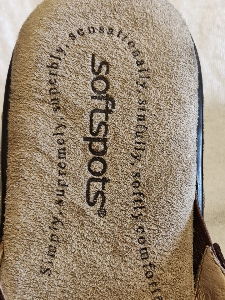 Softspots Leather Sandals Womens 7.5 M Open Toe Slide Wedge Brown  - Image 4 of 4