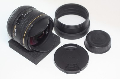 Sigma 10mm F/2.8 EX DC HSM Fisheye Lens for Nikon Digital SLR Cameras