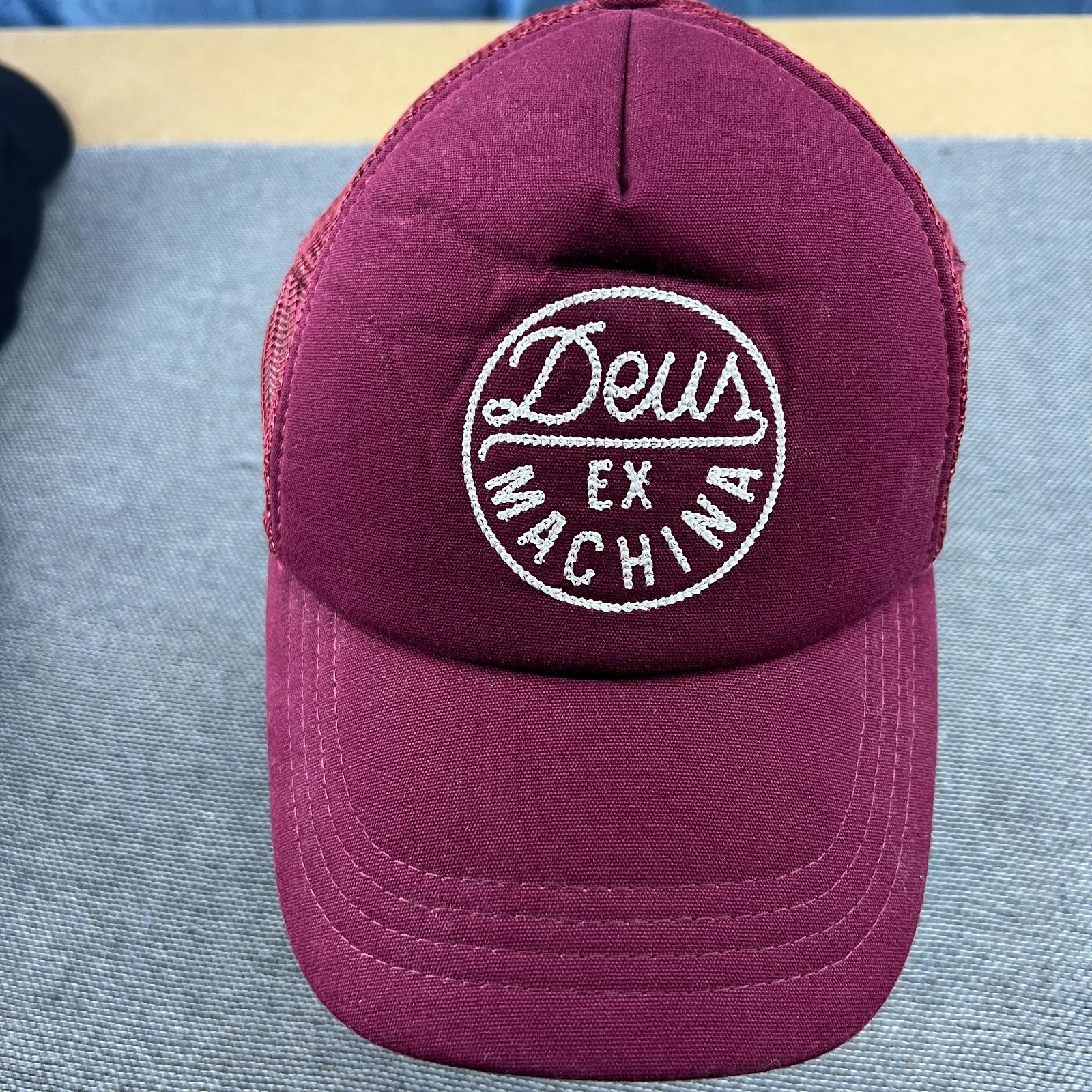 Gorra de camionero Deus Ex Machina Hackman 2 talla única malla ajustable roja