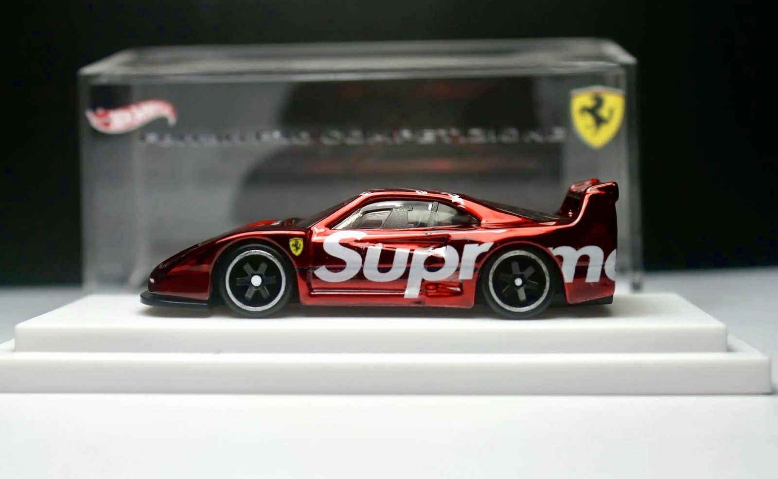 Hot Wheels Ferrari F40 Competizione Red Spectraflame CUSTOM MADE w/ Display Case