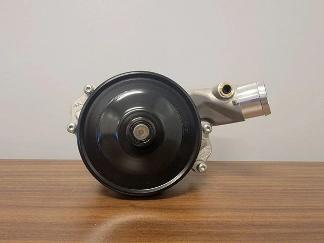 Bomba de agua original Land Rover Range Rover RR Sport Velar Defender Discovery 4 y 5 Foto 2 de 4