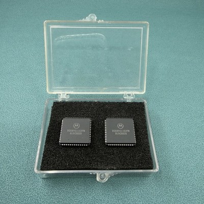 NOS VINTAGE  Engineering SAMPLE Motorola XC 68HC11E2FN MCU IC MICROCONTROLLERS