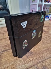 Playstation 4 (PS4) - Console only - Good working order - Cables included