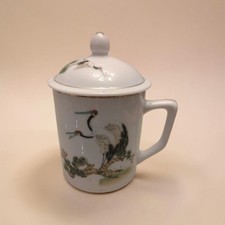Tasse à thé chinoise vintage avec couvercle et calligraphie