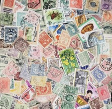 100 Different Worldwide Used Stamps Off Paper No Duplicates Mixed Collector Lot