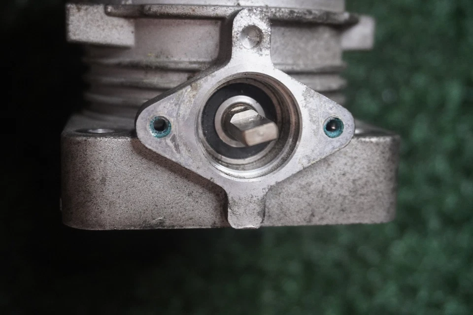 2010 2011 FORD Crown Victoria 4.6L ENGINE THROTTLE BODY OEM 9W7ECA - Image 3 of 4