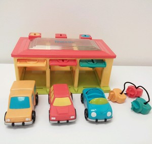 toy garage with keys