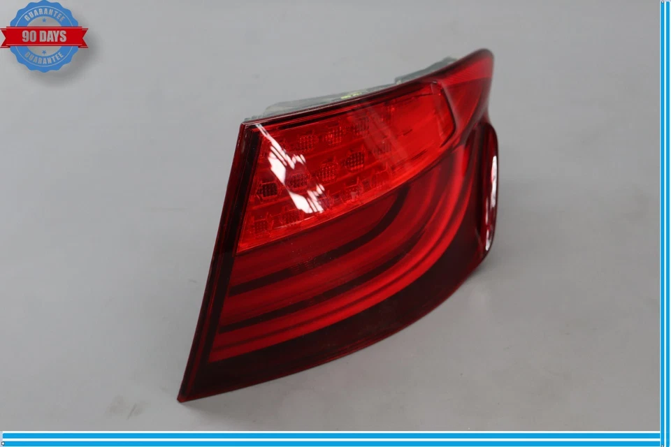 Lámpara de luz trasera exterior lado pasajero derecho BMW 535Xi F10 11-13 17346202 OEM Foto 3 de 4