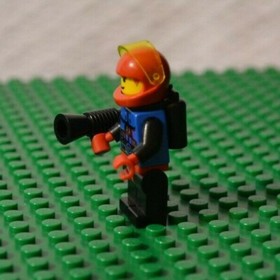 LEGO Space Spyrius Astronaut Minifigure Airtank 1843 6705 6959 6949 6939 - SP039