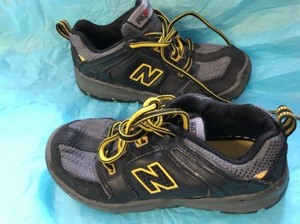 boys grey new balance