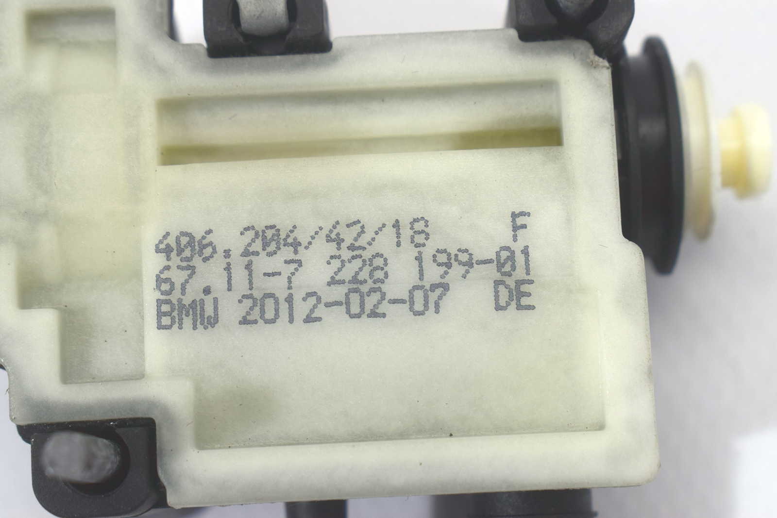 BMW 520D F11 Touring Stellmotor Tankdeckel Tankklappe Aktor 
