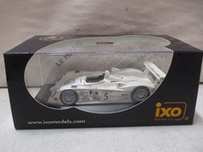 IXO Models 2002 Audi R8 LeMans Dalmas, Ara, and Katoh 1/43