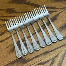 International Silver Gran Royal Stainless 8 Cocktail Seafood Forks 5 5/8”