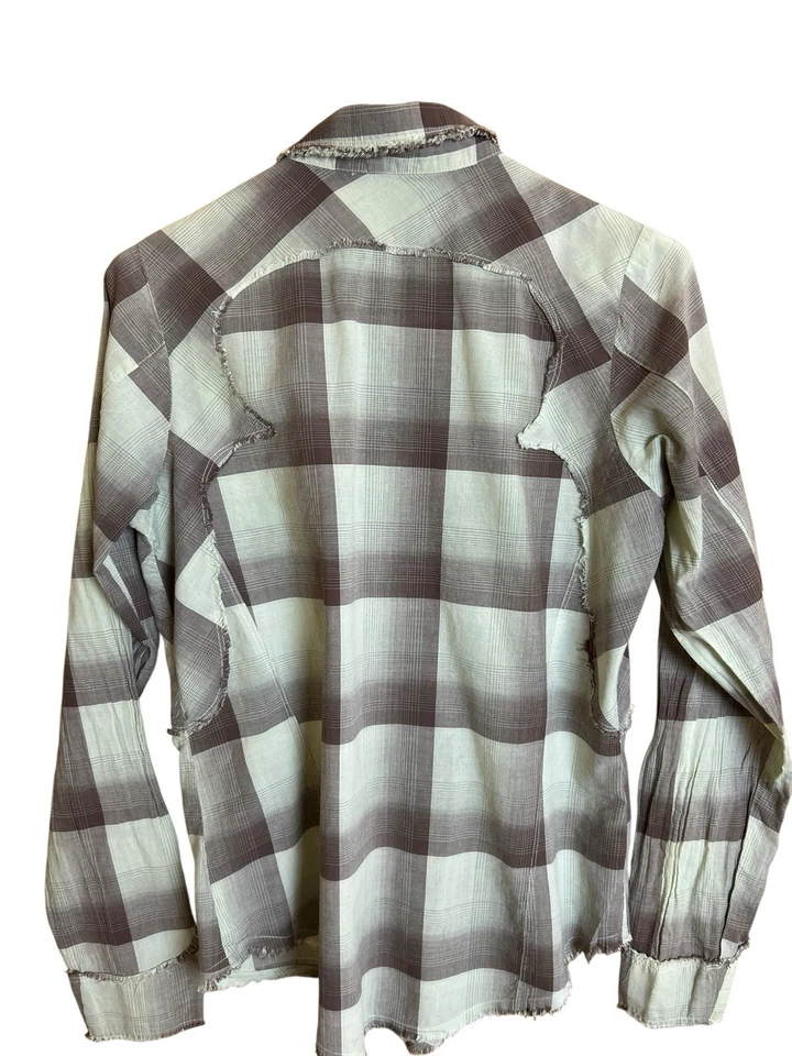 Cruel Girl Shirt Women's Size L Green Plaid Pearl Front Snap Distressed Rodeo - Image 2 of 4
