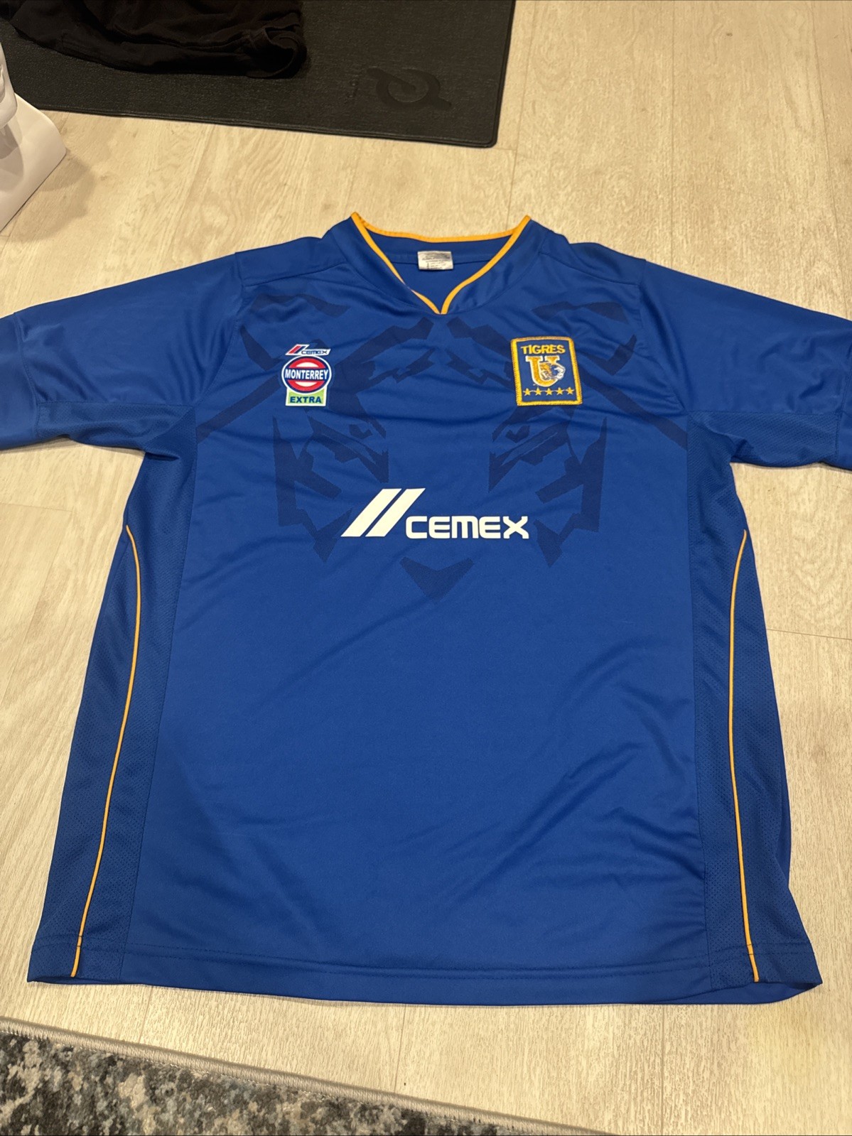 Tigres UANL Team Men's Large? Official Fan Soccer Jersey Blue Short Sleeve