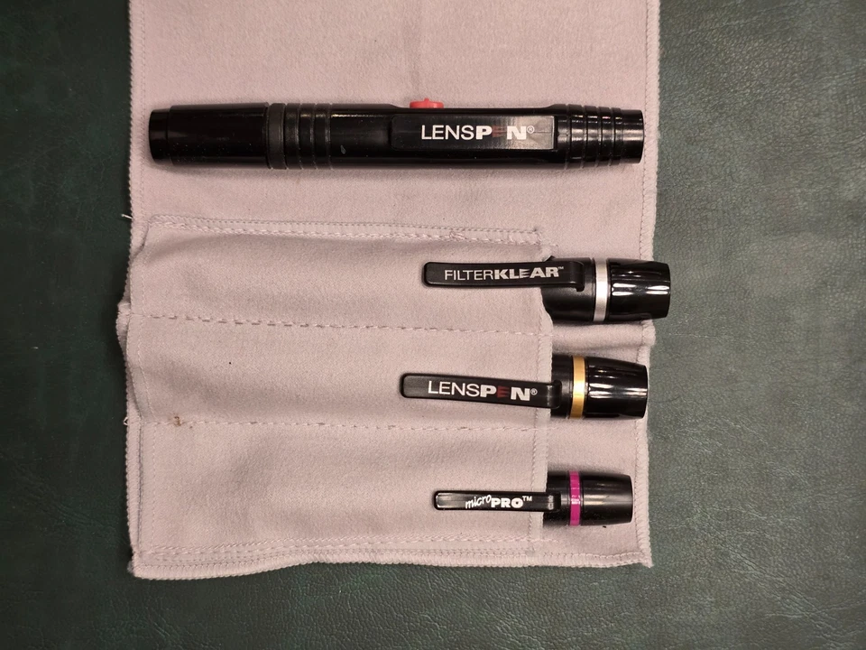 LensPen Four Piece Lens Cleaner Set DSLR, Digital Cameras & Digital Camcorders - Image 2 of 4