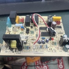 Placa de aire acondicionado MIDEA CE-KFR90GW/I1Y.D.2.1.1-1 17122000002416