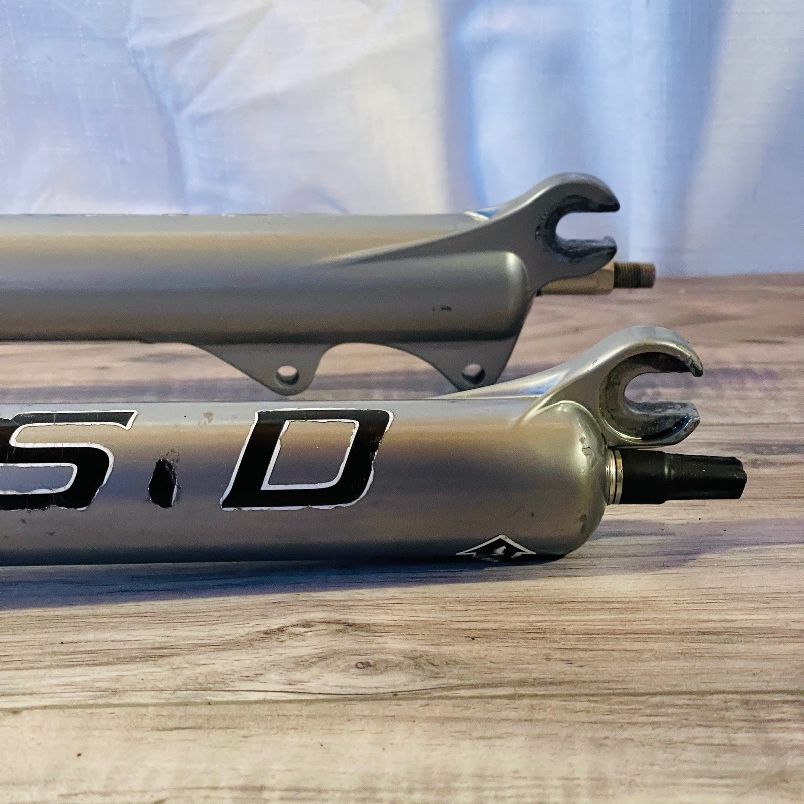 Rock Shox SID World Cup Black Box 1 1/8 Carbon 26 218mm NEEDS REBUILD