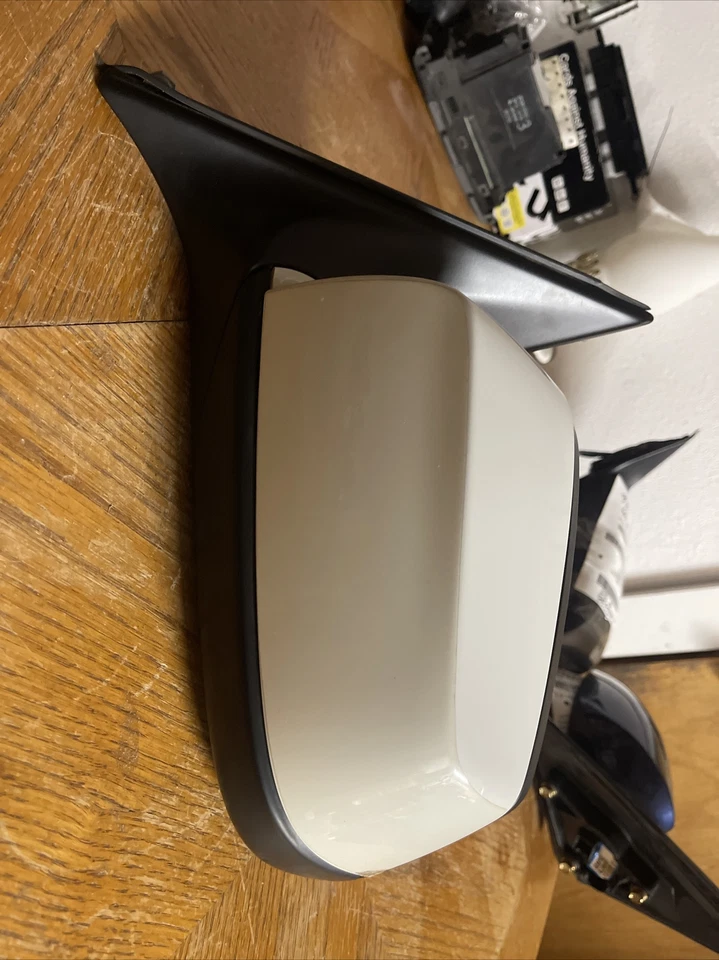 Espejo retrovisor lateral izquierdo BMW 750li 2010. blanco. calefacción Foto 2 de 4