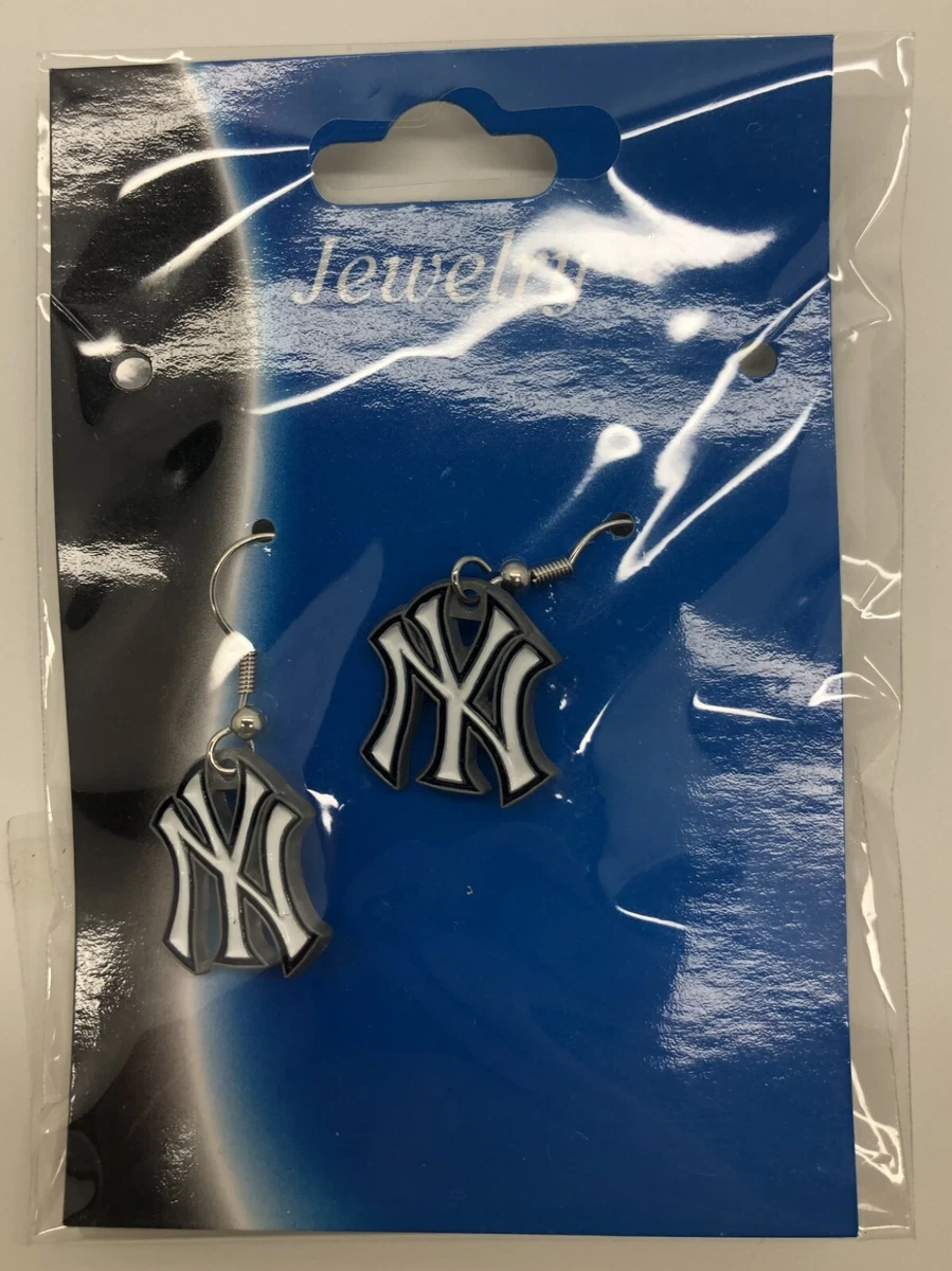 New york shop yankees earrings