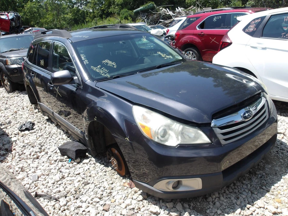 Conjunto de suporte diferencial usado serve: 2010 Subaru Legacy traseiro SW 2.5L AT CVT - Imagem 2 de 4