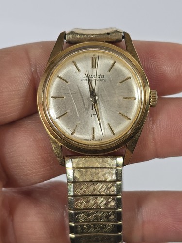 Vintage Nivada Compensamatic Gold Tone Man's Wristwatch 17 Jewels Working 
