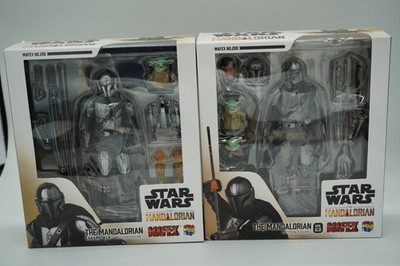 MAFEX No.200 Mandalorian Ver.2.0 & No.256 Chrome Ver. Action Figures by Medicom