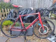 Giant Defy 3 Mens Road Bike M/L. 2x9 speed Shimano Sora. Upgraded Fizik saddle