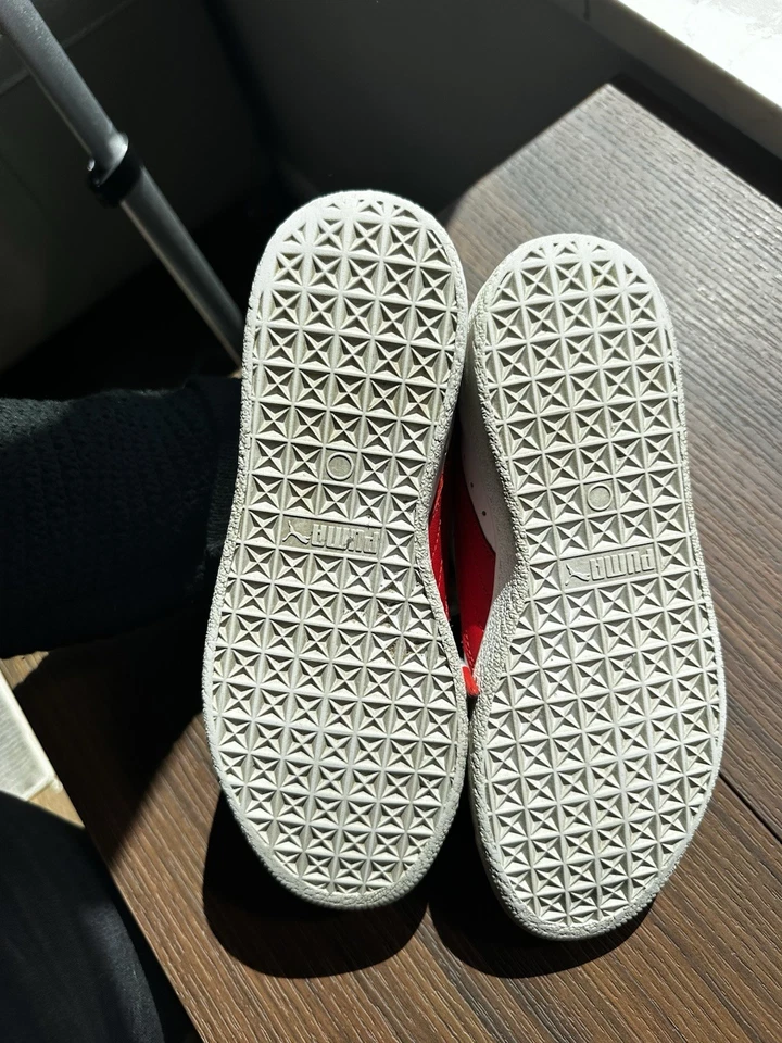 PUMA Women’s Size 39 8.5 ) Clyde Leopard Sneakers White/RedWOMEN'S - Image 3 of 4