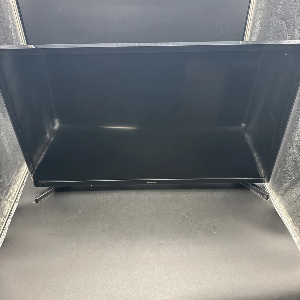 Samsung Smart TV UN32M4500AF 32" Class HD TV M4500 - Image 2 of 4