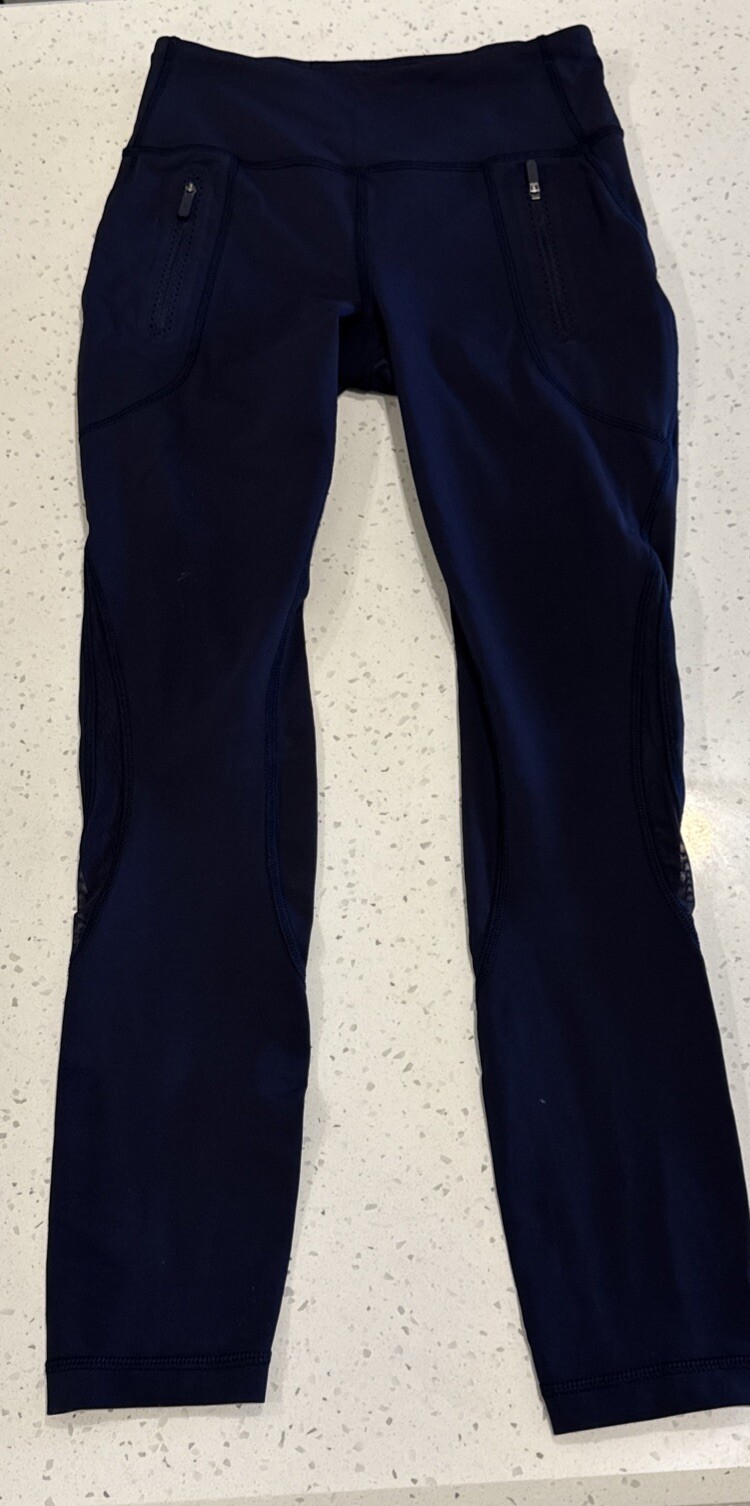 Lululemon Invigorate 7/8 Tight Size 4 Black Pockets W5AGMS