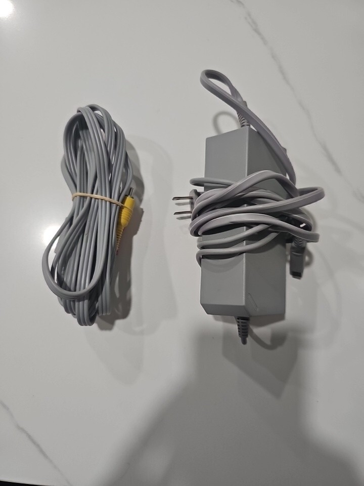 Genuine OEM Original Nintendo Wii Power Cord, And AV Cable Bundle eBay