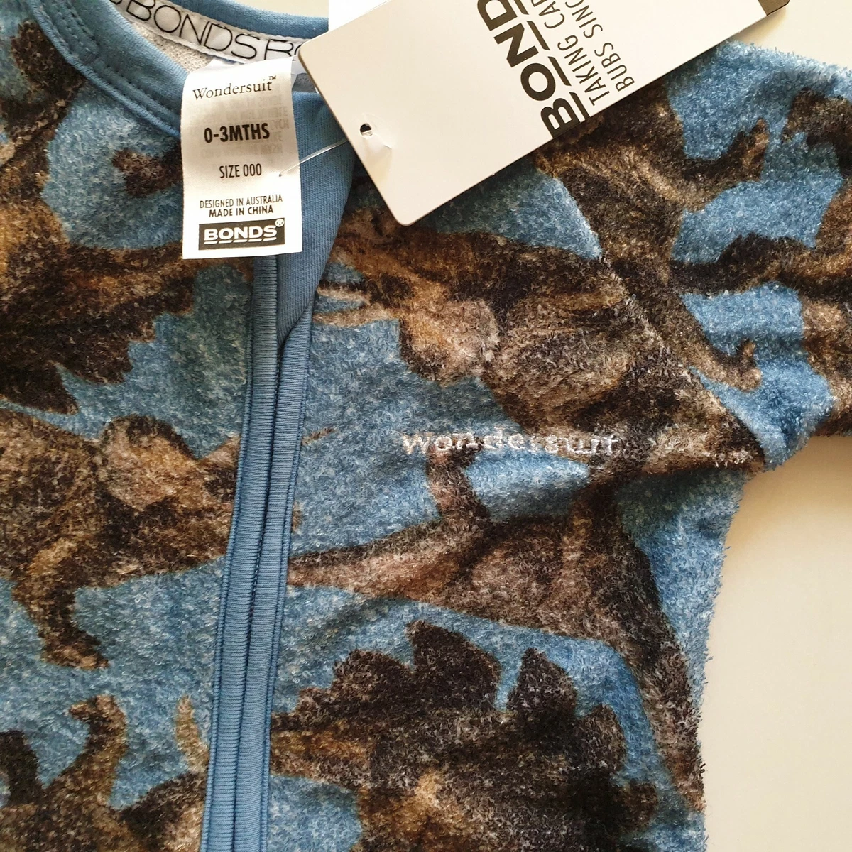 NEW Bonds Baby dinosaurs Zip Zippy Wondersuit Size 000 fleece warm
