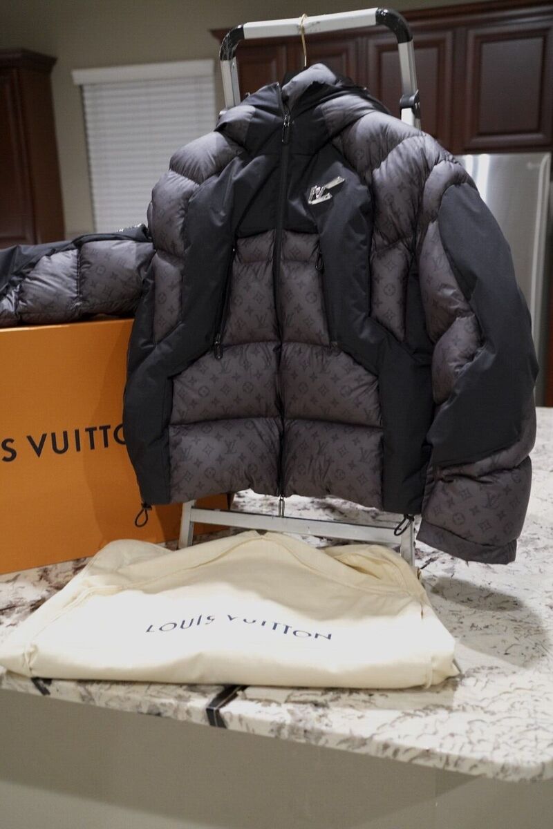 Louis Vuitton 2054 Heat Reactive Puffer Jacket X Virgil Louis Vuitton 2054 Heat Reactive Puffer Jacket X Virgil