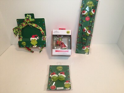 The Grinch Holiday Set NWOT