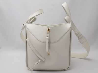 ○Loewe Hammock Satin Calf A538H13X07 White Glaze Gold Metal