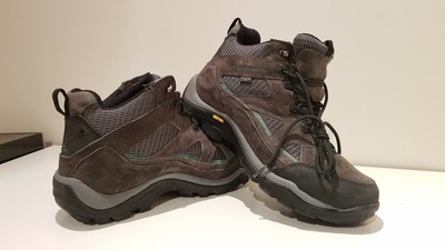 kathmandu hiking boots