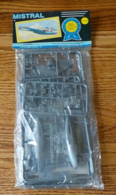 Mistral RO 8221 Model Airplane Kit - Blue Ribbon Collector Series - 1/72  