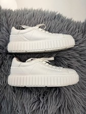 Kennel & Schmenger Leder Sneaker Gr 39 Leder Weiss mit weissen Nieten NP279€